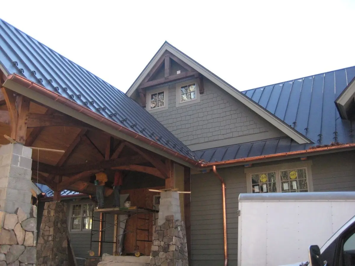 Craftsman Roofing team delivering quality roofing work in Ridglea Hills